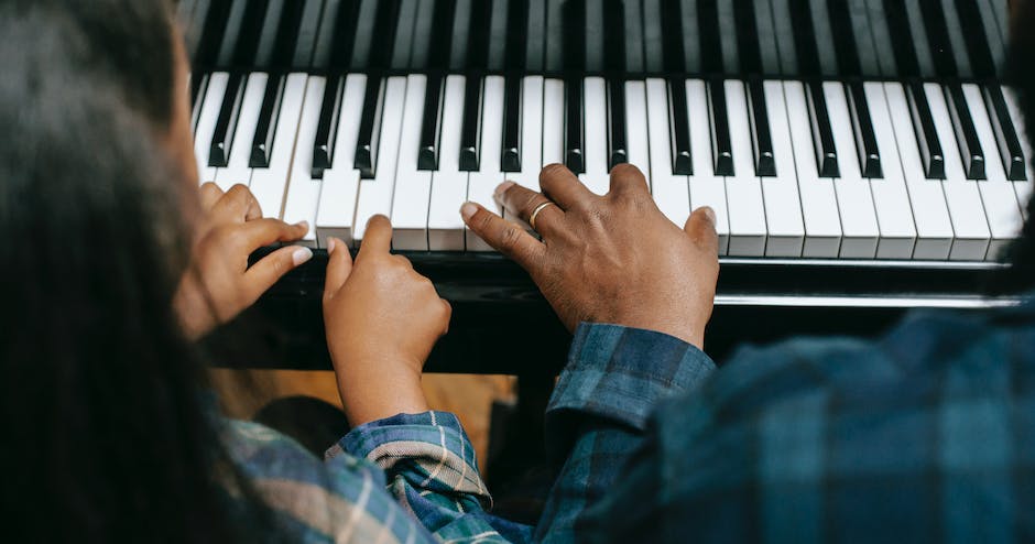 The History of Piano Tuning: From Early Techniques to Modern Methods